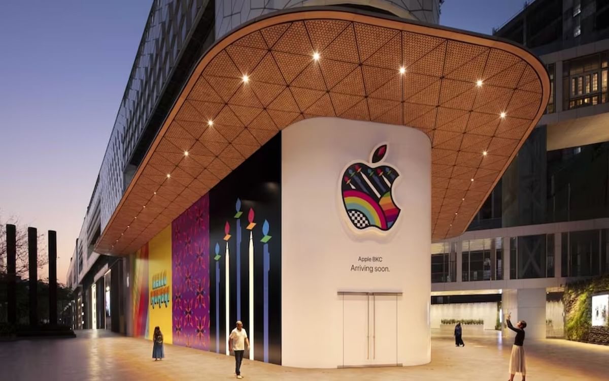 Apple Store: The first Apple Store in India will open in Delhi and the second in Mumbai this month