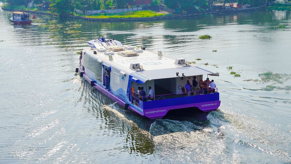 Water Metro: The journey from Vyttila to Kakkanad will be decided in 25 minutes by water metro, know the fare, route and everything