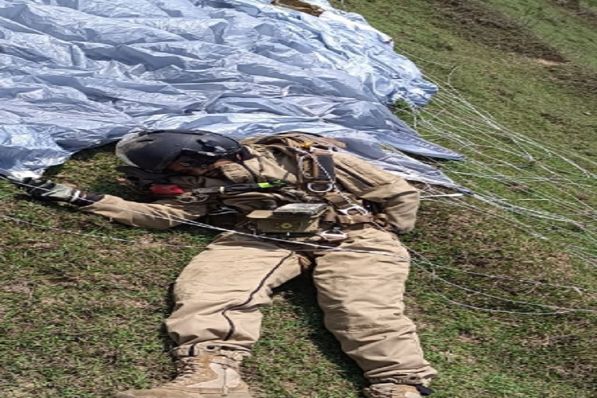 Army jawan dies during parachute training in Bengal, police is probing the accident