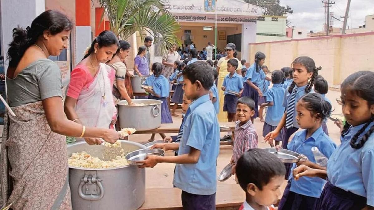 Bihar: 25 children fall ill after eating mid-day meal in Khagaria, relatives create ruckus, DM orders inquiry