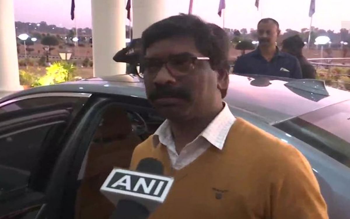 CM Hemant Soren strict on power crisis, said to Energy Secretary - If money is required, let it be used but there should be no cuts
