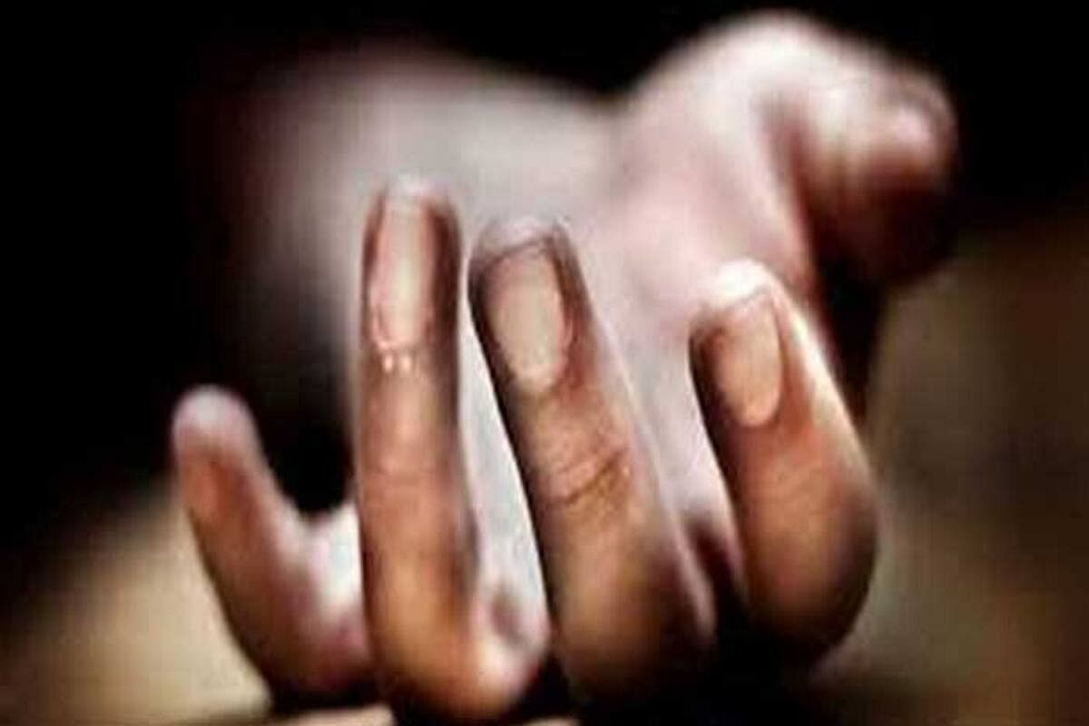 Gorakhpur: Woman killed by husband's beating, twins also died in the womb