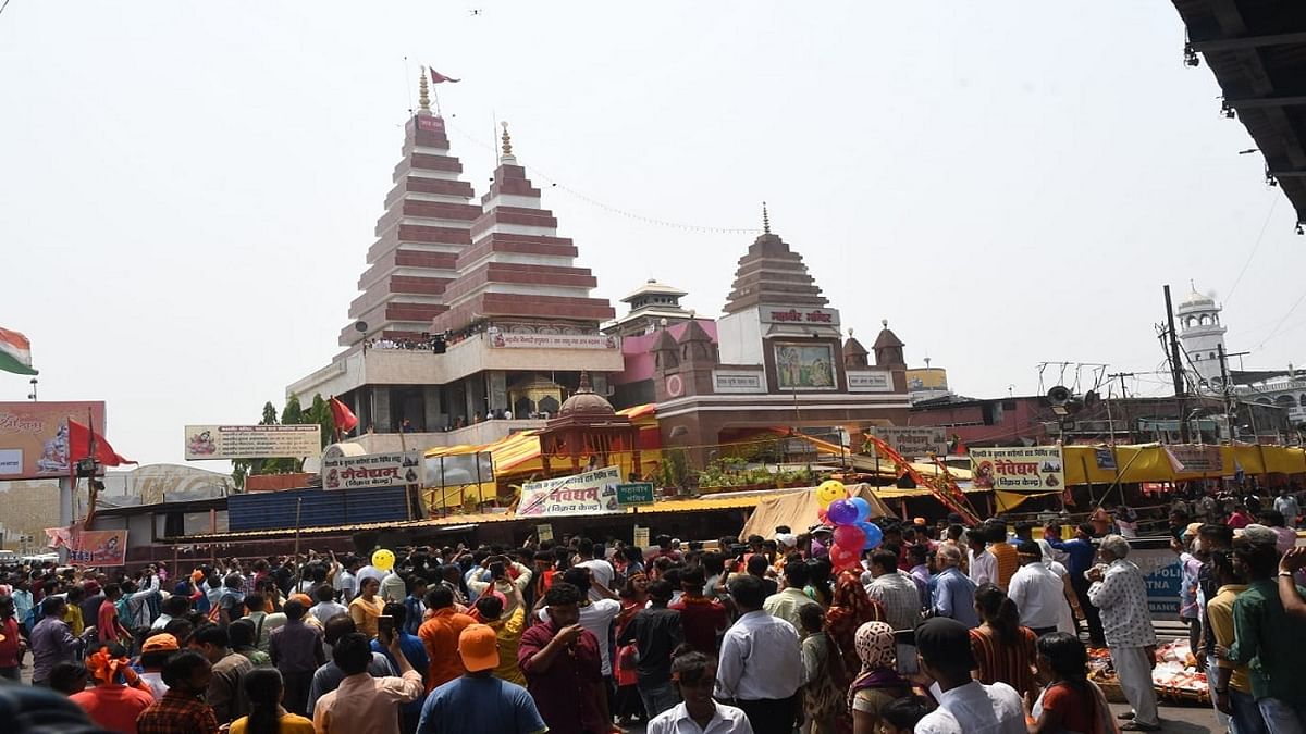 Hanuman Jayanti: Inundation of devotees in Patna's Mahavir temple, police administration alert after ruckus on Ram Navami