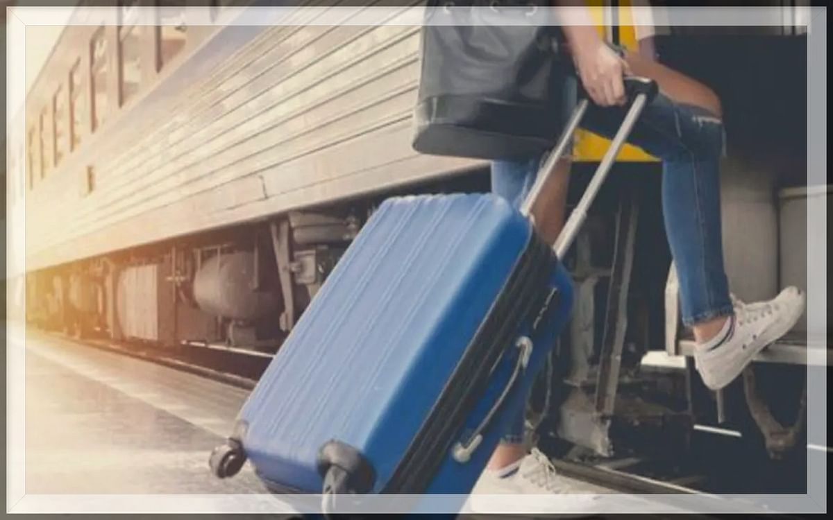How much luggage can I carry while traveling in a train?  Know these rules before traveling, otherwise there will be trouble