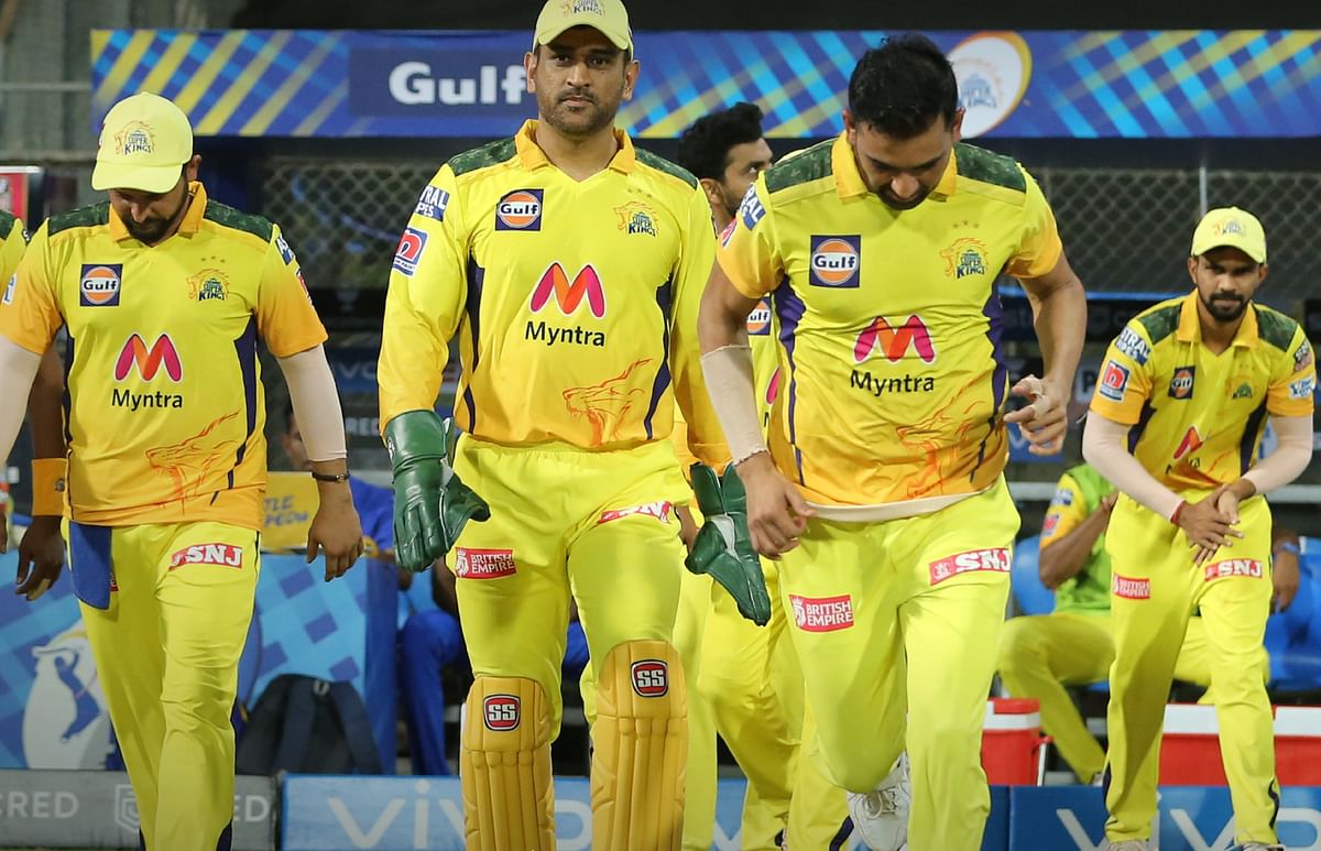 IPL 2023: CSK may get the biggest blow, MS Dhoni is suffering from knee injury, coach revealed