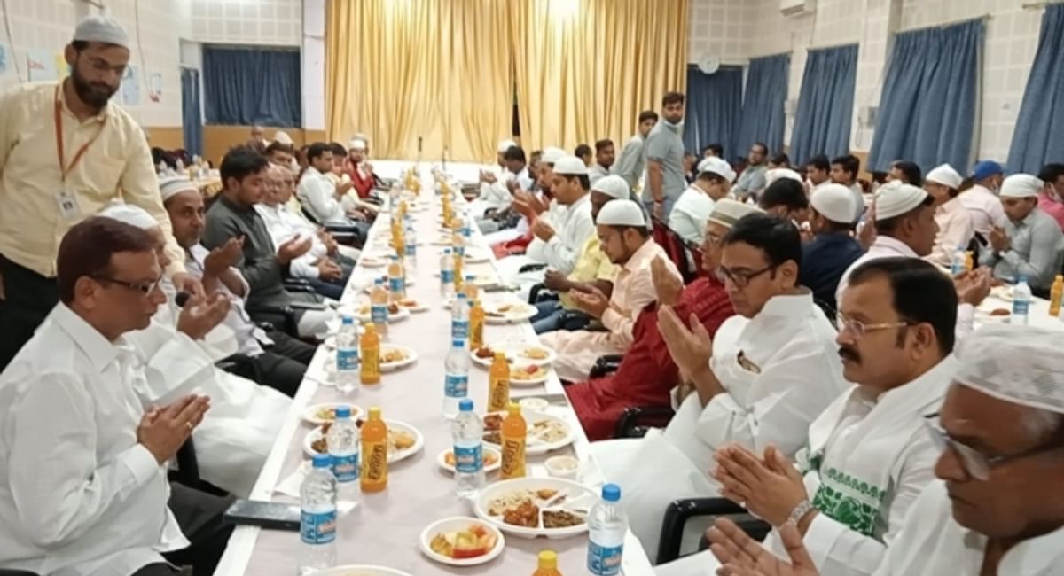 Iftar organized in Mahaveer Cancer Institute, the superintendent said that the role of Iftar is important in creating a harmonious environment.