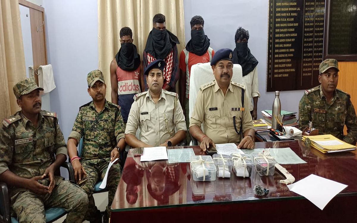 Jharkhand: Police busted robbery in Khunti's Adki in 24 hours, 4 accused arrested