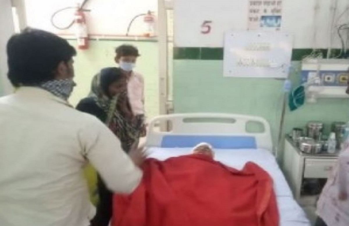 Man-eating dogs attack student in Bareilly's Bandia, hospitalized in critical condition