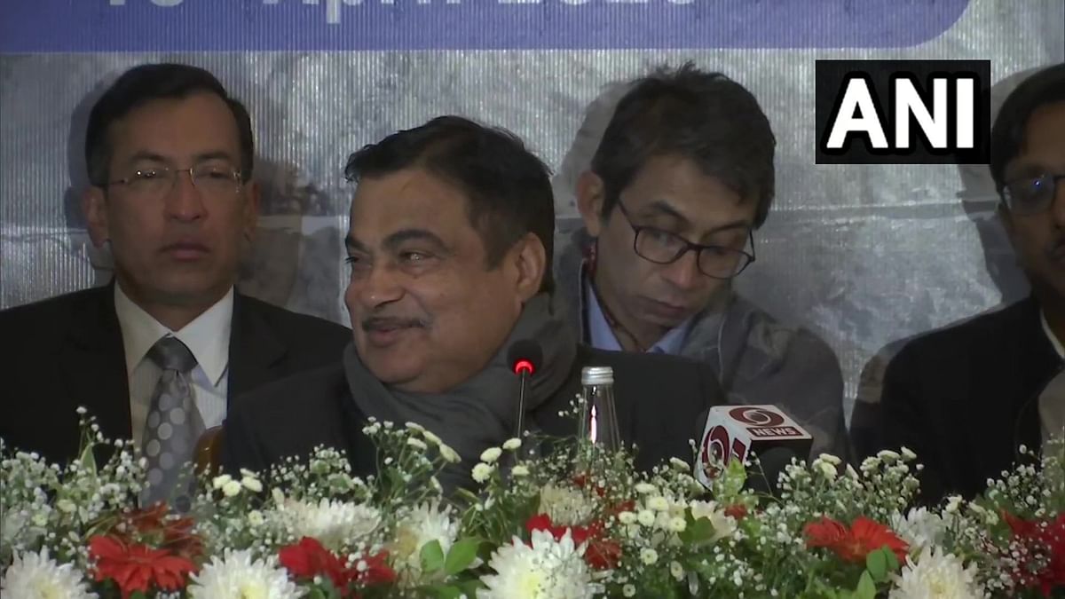 Nitin Gadkari claims, in the next 3-4 years the roads of Jammu and Kashmir will be like America