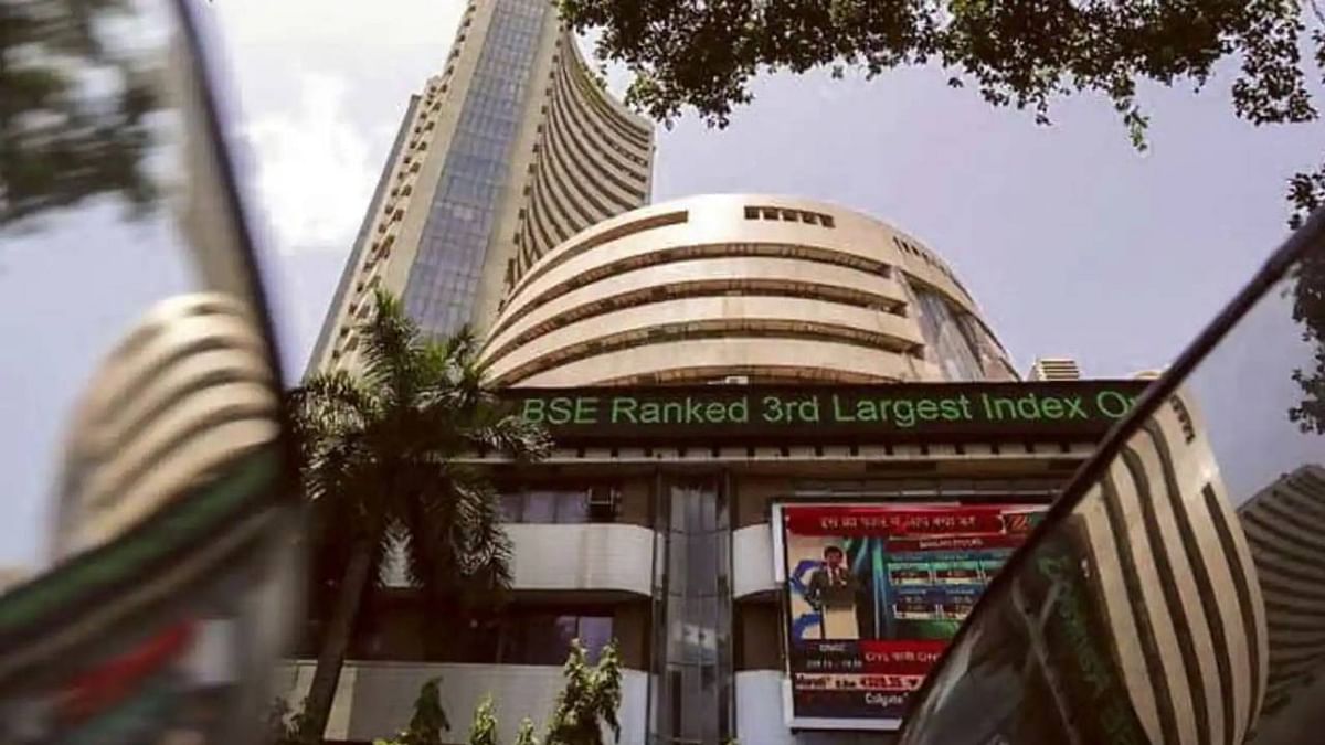 Sensex closes above 60,000 in BSE, Nifty above 17,000