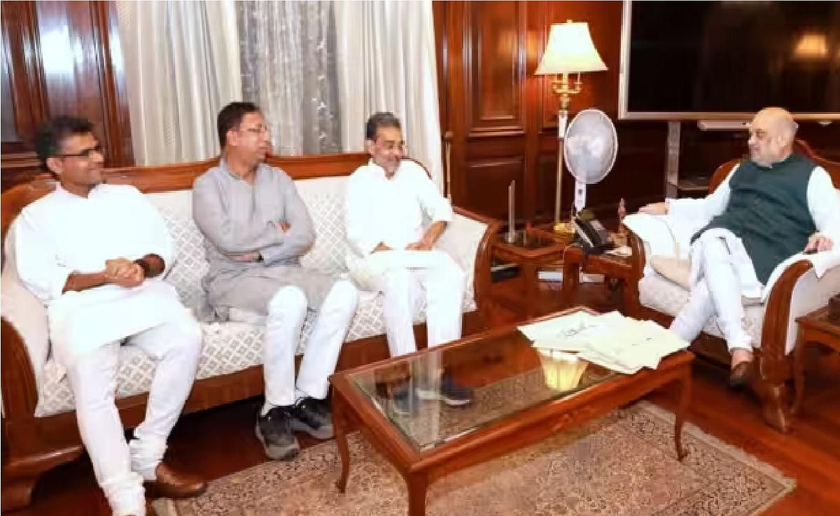 Upendra Kushwaha met Home Minister Amit Shah, will the political equation of Bihar change?
