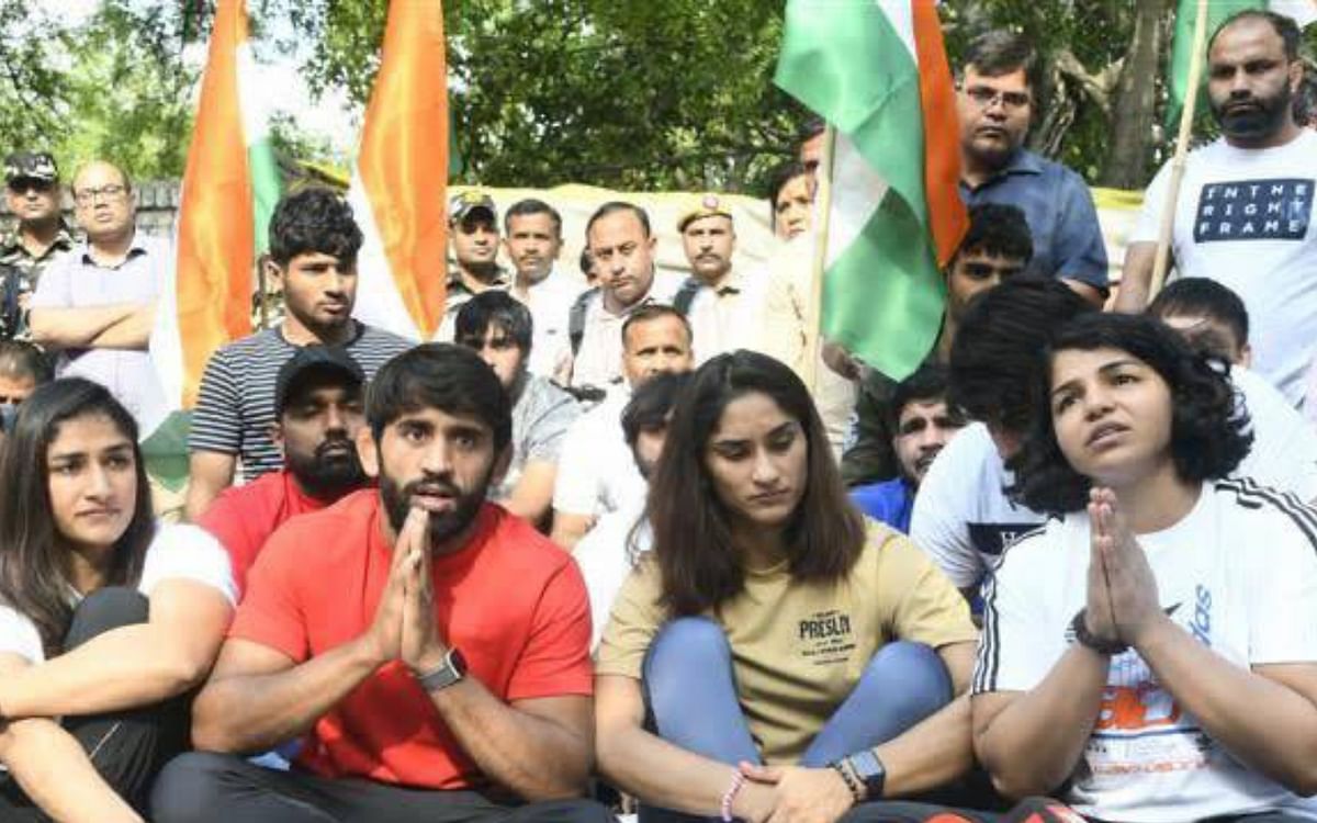 Wrestlers Protest: Electricity, water cut of protesting wrestlers!  Bajrang Punia made serious allegations against Delhi Police