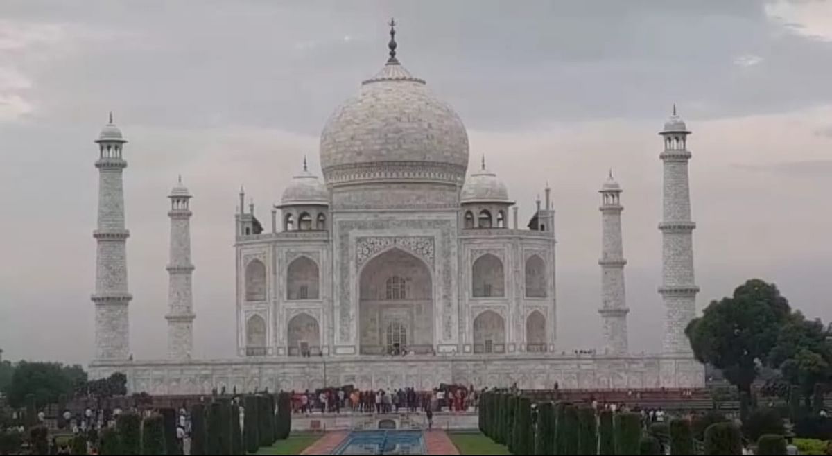 Agra news: Taj Mahal in danger, protection of world heritage in the light of torch due to negligence of electricity company