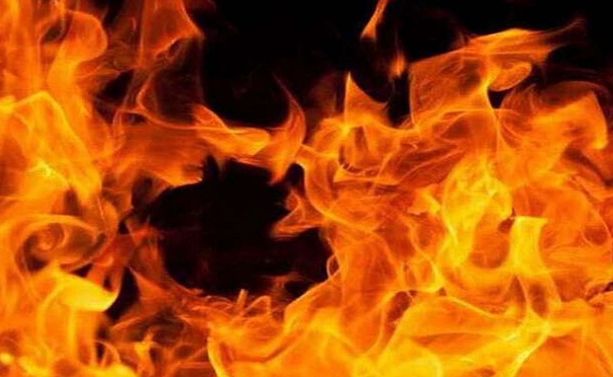 Fire broke out in tractor showroom and workshop in Bihar Sharif, loss of property worth crores