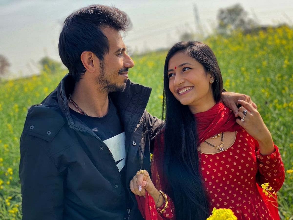 IPL 2023: Yuzvendra Chahal seen in romantic style with wife Dhanashree before match against RCB, VIDEO VIRAL