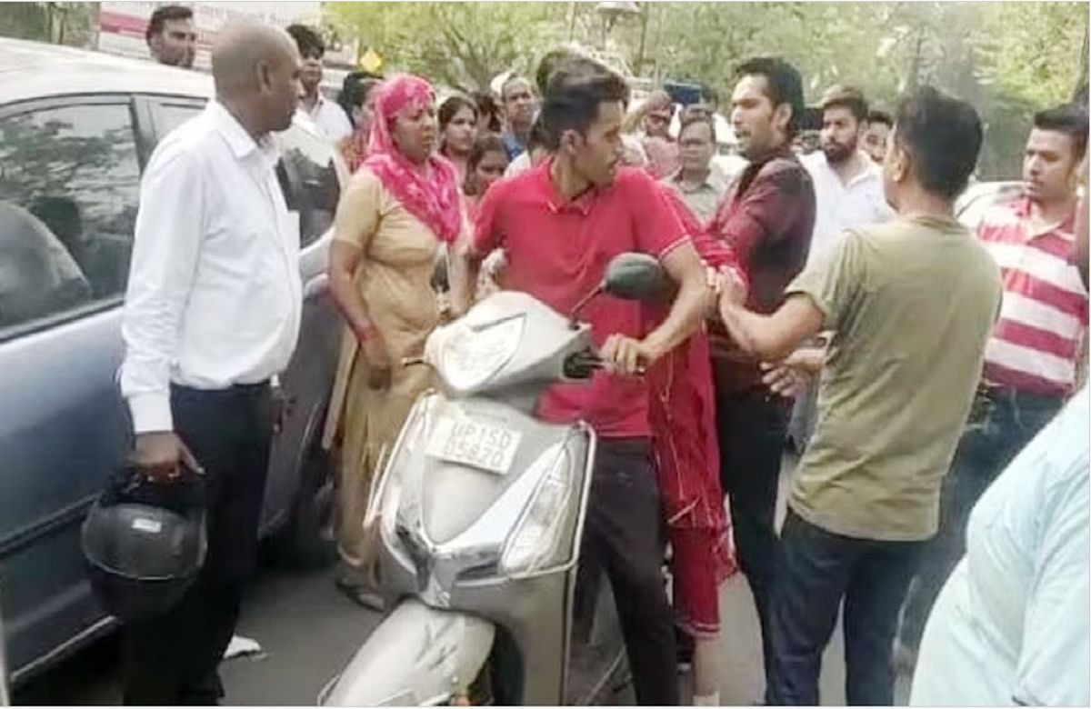 Meerut: Married youth reaches court to marry girlfriend, relatives thrash both of them