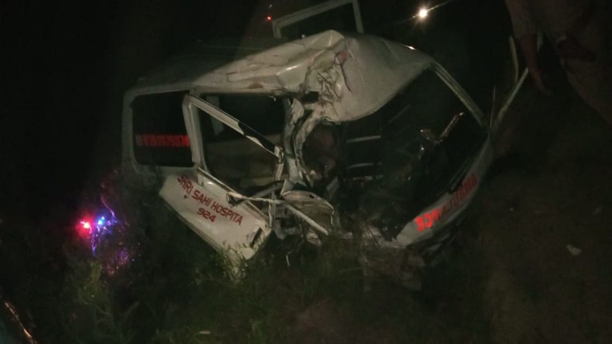 Road Accident: Three killed in canter-ambulance collision in Muzaffarnagar, six killed in Mirzapur and Prayagraj