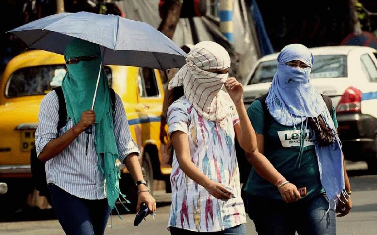 Weather Forecast LIVE: No respite from heat in Jharkhand, monsoon will also knock late, know the condition of other states