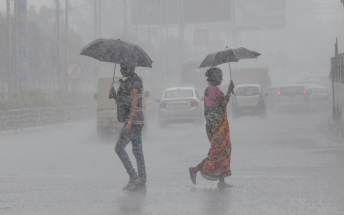 Weather Forecast LIVE: Strong thunderstorm forecast in Delhi, know the weather condition of other states including Bihar-Jharkhand