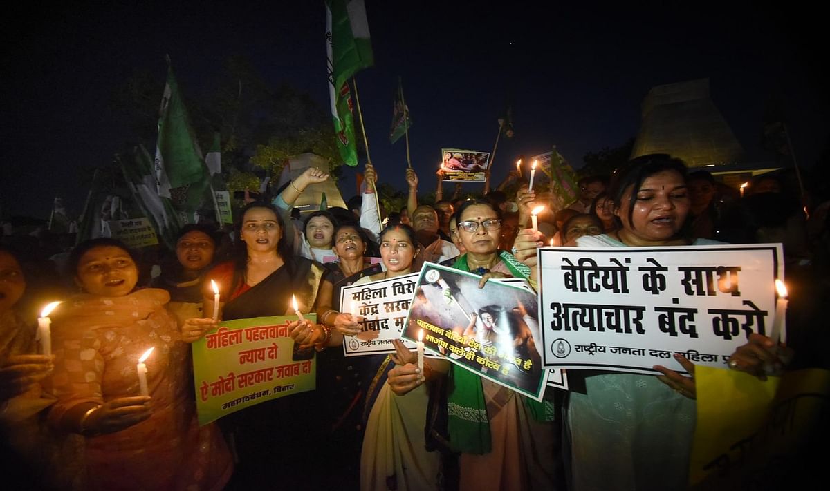 Candle march in support of women wrestlers in Patna, demand for arrest of Brij Bhushan Sharan Singh