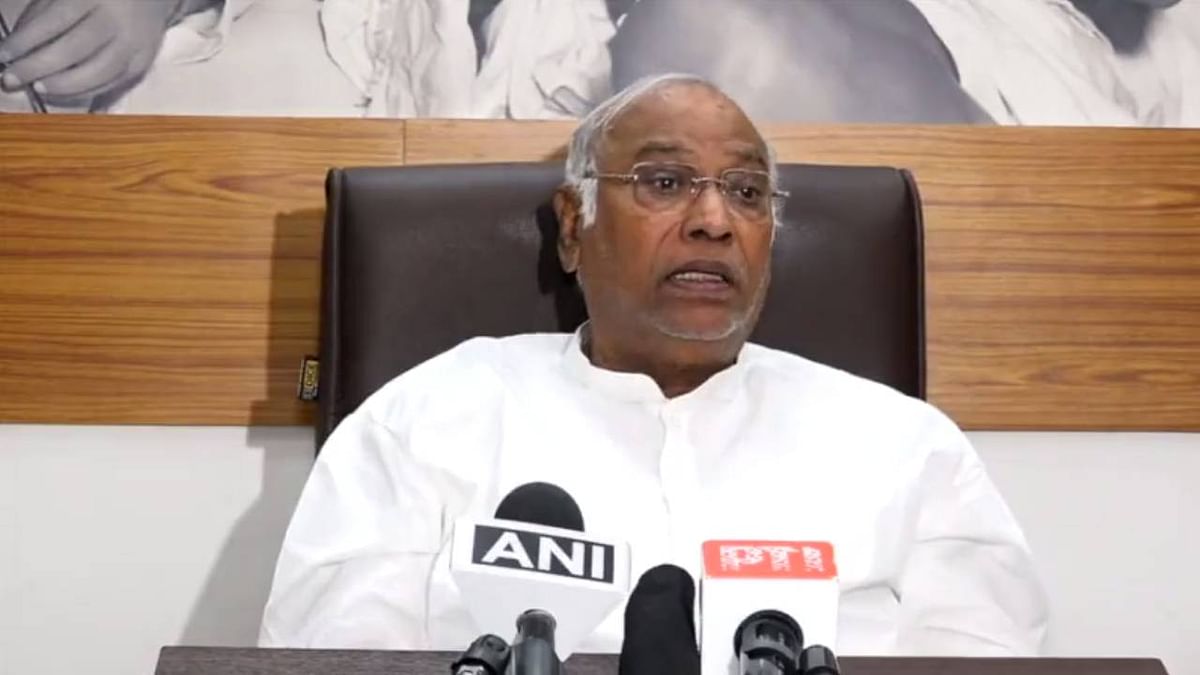 Balasore train accident: Mallikarjun Kharge gave instructions to Congress workers for relief work