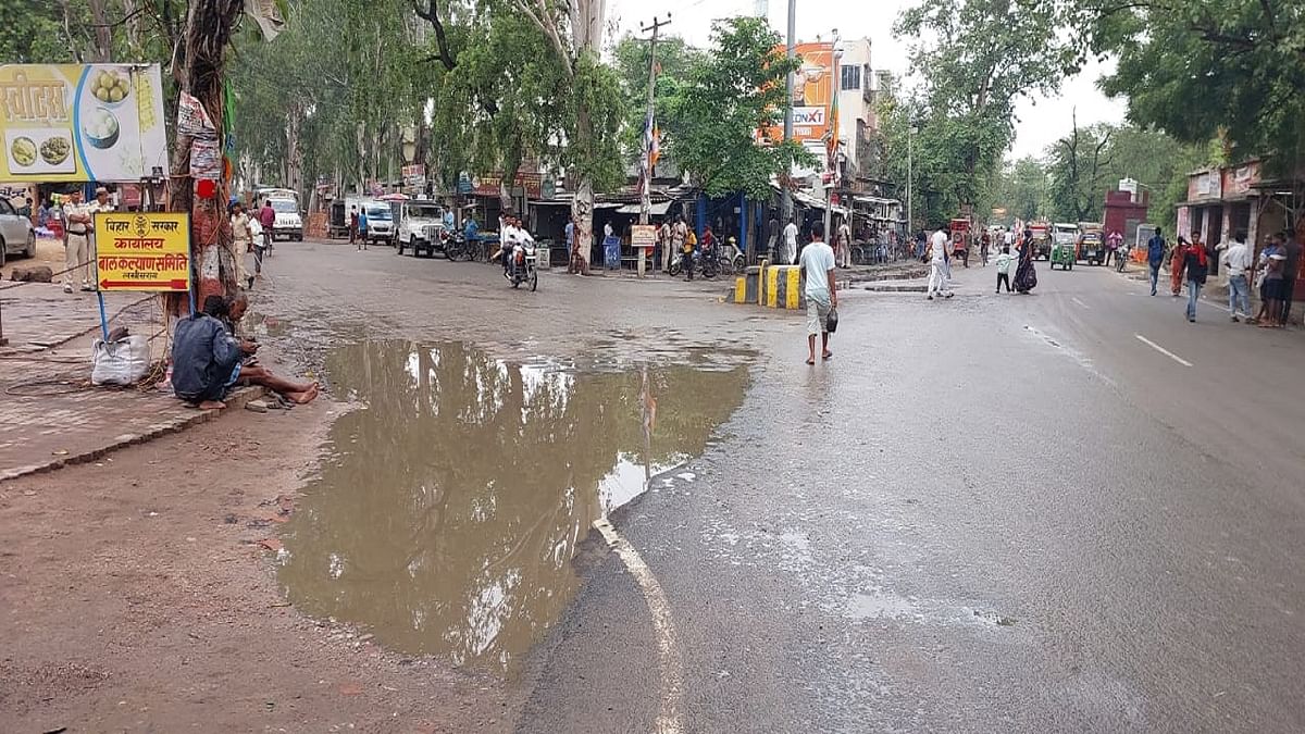 Bihar: Bad weather before Amit Shah's rally in Lakhisarai, raining intermittently since morning