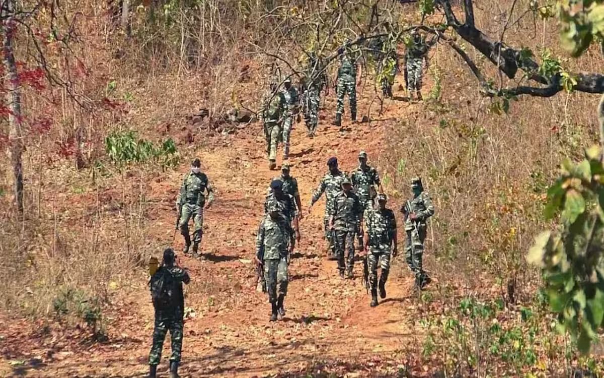 Chhattisgarh: A woman Naxalite killed in an encounter with security forces