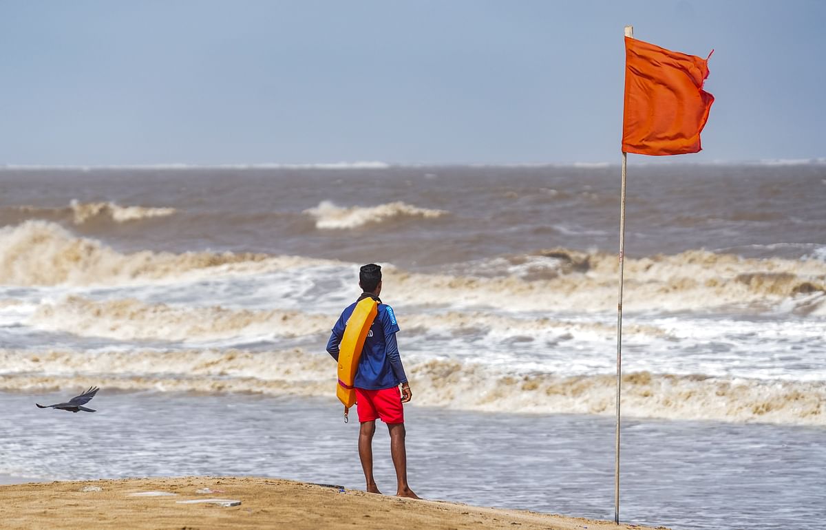 Cyclone Biporjoy status live: Biparjoy is moving at a speed of 165 kilometers per hour, fear of devastation