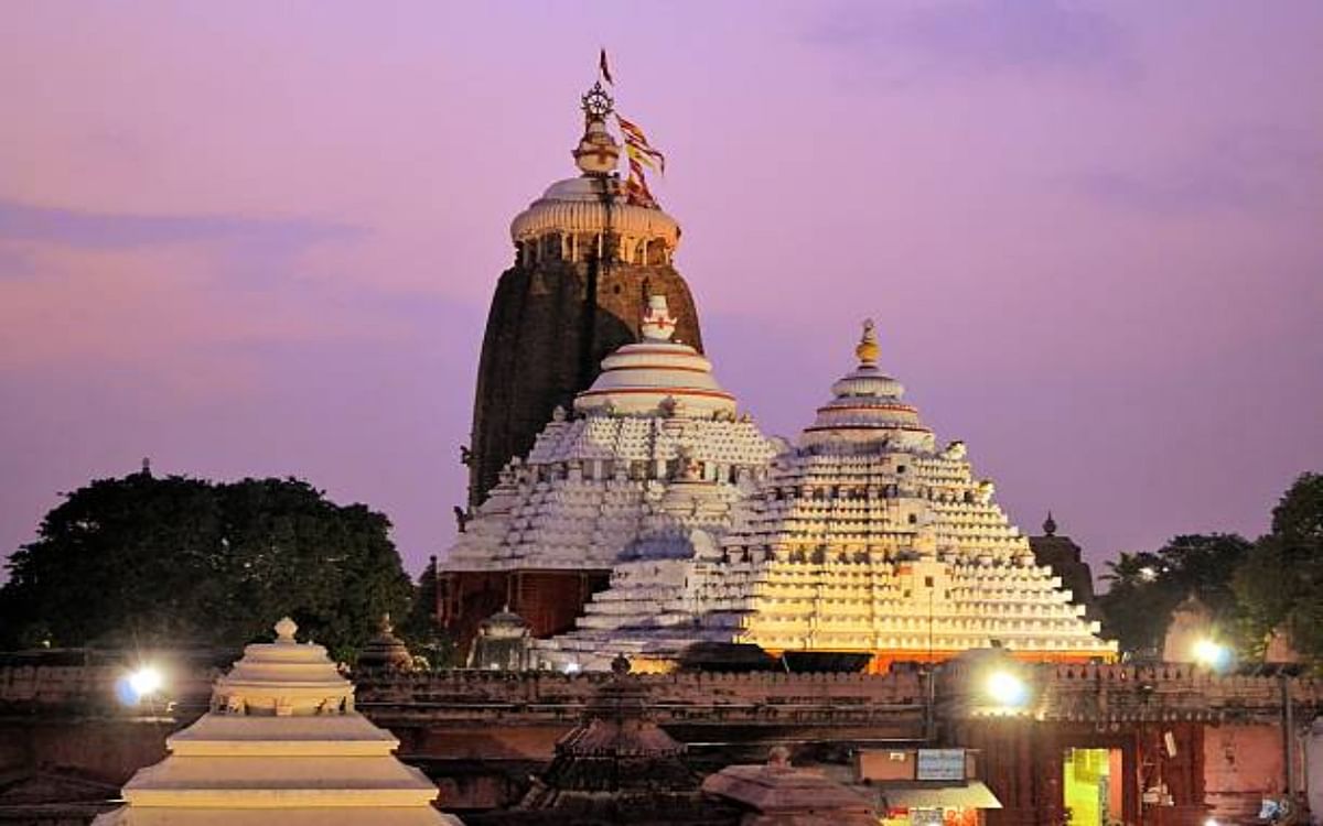 Jagannath Temple: Why the flag of Jagannath temple waves in the opposite direction of the wind, the mystery is related to Hanuman ji