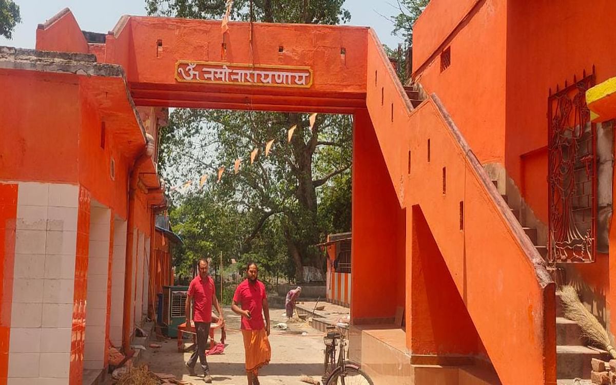 Jharkhand: Naga monks organize Rath Yatra for hundreds of years in Chandil, there seems to be a gathering of devotees