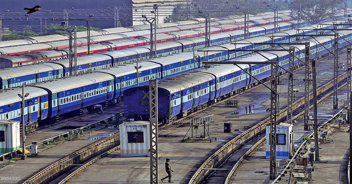 No room in trains during summer vacation, extra coaches will be installed in these 4 trains including Lucknow Mail, confirmed seats will be available
