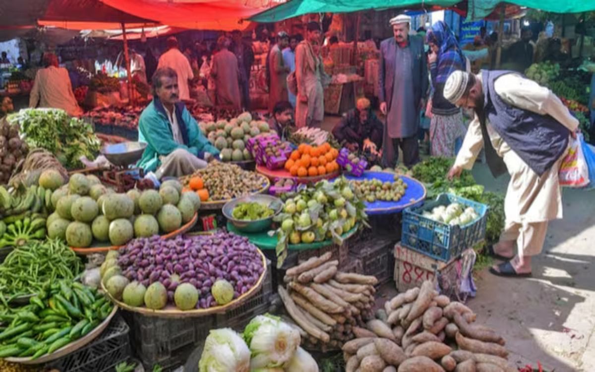 Pakistan trapped in crisis, inflation rate broke all records till date, left Sri Lanka behind