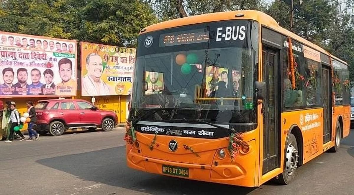 The first bus from the new airport to IIT got 3 passengers, now the journey will be completed in Rs 150