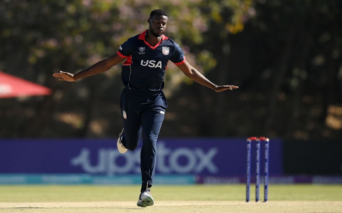 This fast bowler suspended during World Cup Qualifier, banned due to illegal bowling action