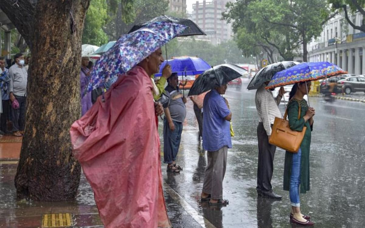 Weather Forecast LIVE: The effect of monsoon will be seen in Jharkhand, dark clouds covered Lucknow, know the complete weather condition
