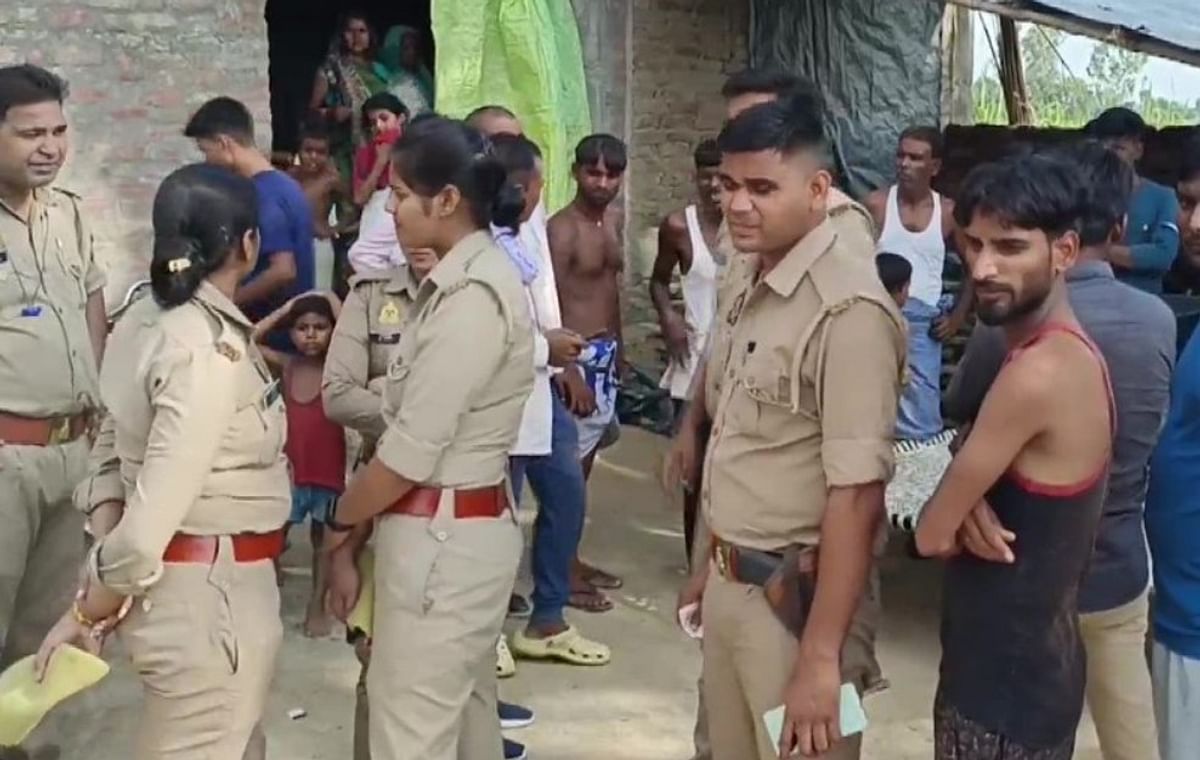 Lakhimpur Kheri: Two children died due to drowning in a pit filled with water while playing, there was chaos in the house