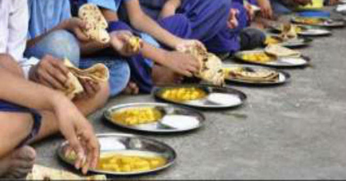 Lizard fell in MDM's food in Sitamarhi, more than 100 children fell ill after eating it