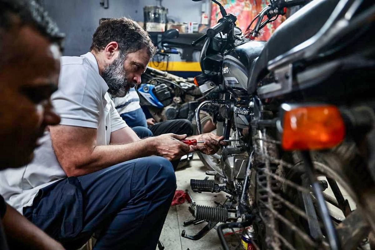 When the bike mechanic asked Rahul Gandhi a question about marriage?  Rahul Gandhi gave this answer