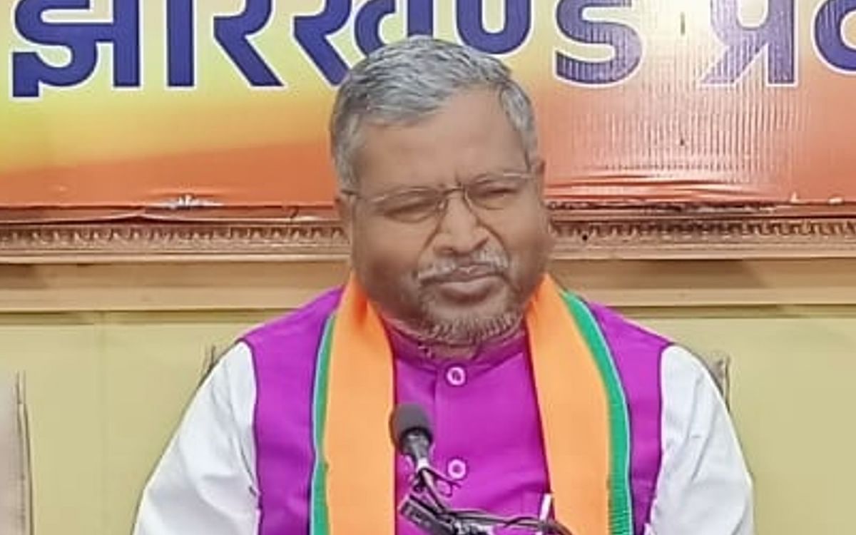 Why did BJP make Babulal Marandi the president in Jharkhand?  This is the party's strategy