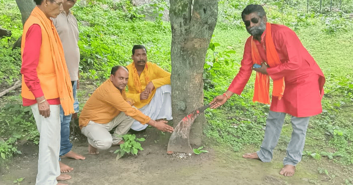 Jharkhand: Piece of Trishul stolen from Gumla's Tanginath Dham found in Chhattisgarh, request to bring it back