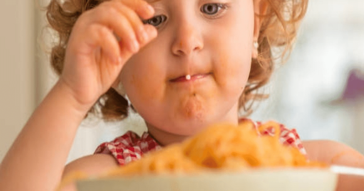 7 food items that should never be given to children, may cause harm