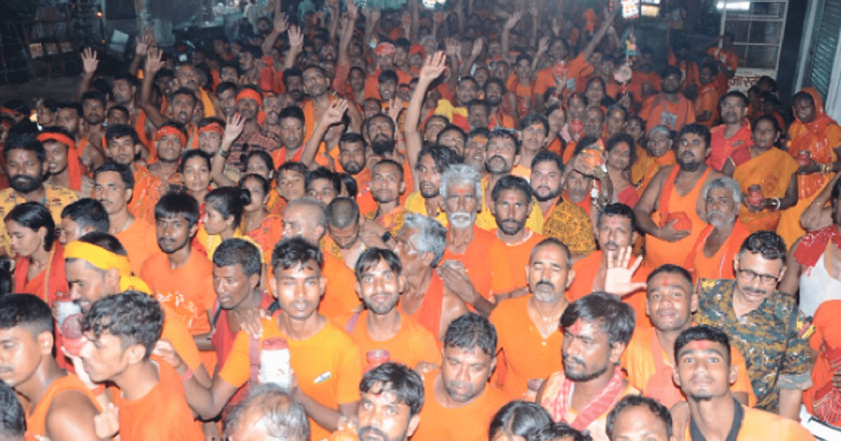 Flood of faith in Babadham on seventh Monday, see the enthusiasm of devotees in pictures