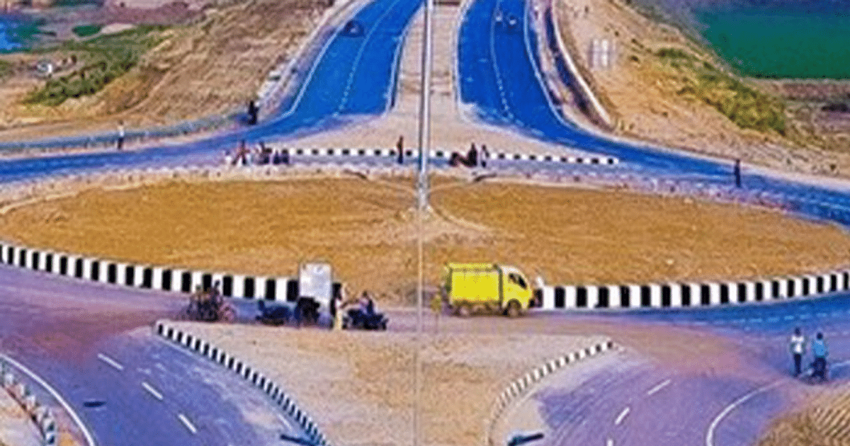 Traffic improved due to construction of JP Ganga Path in Patna, see updates in pictures