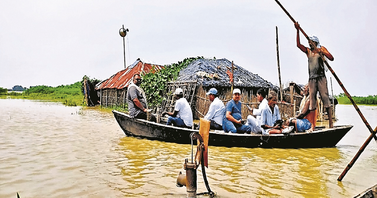 Bihar: 15 rivers cross the red mark, the water level of the Ganges rising by one and a half centimeters every hour, villagers in panic