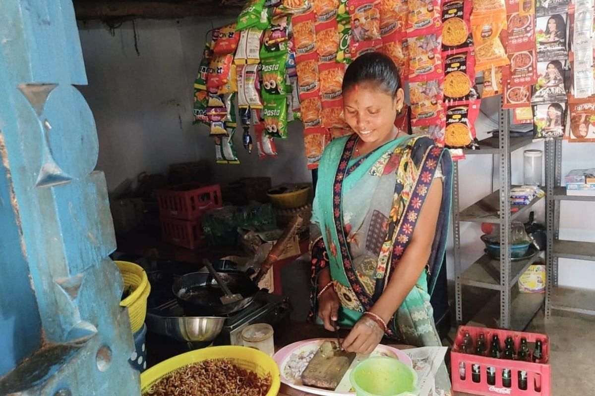 Explainer: How did the Phulo Jhano Ashirwad Abhiyan change the lives of women selling bone-liquor?