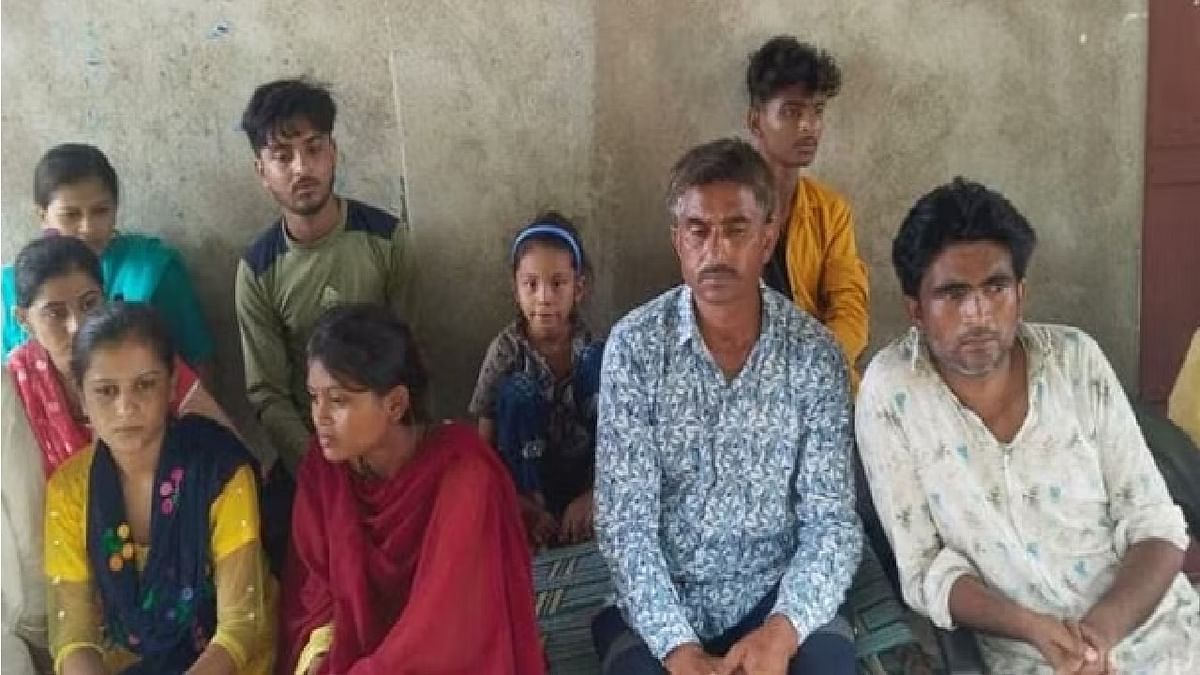 Hindu family reached Chitrakoot from Pakistan, administration shifted to Panchayat Bhawan, said - atrocities happen there