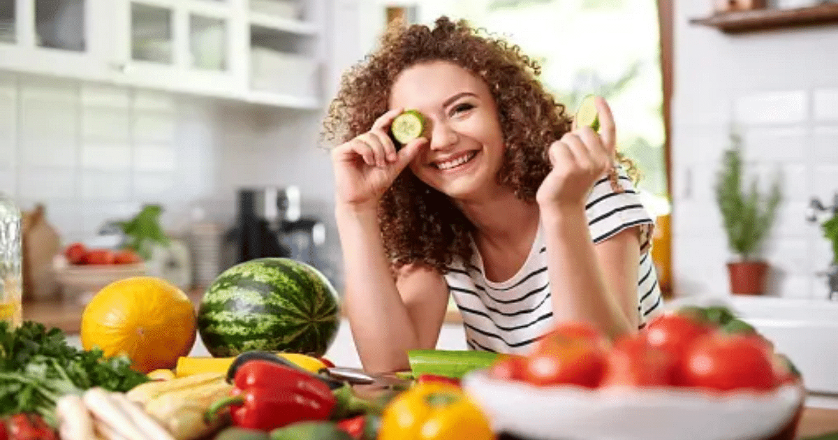 Health Care: These 10 foods are the protectors of your eye health, include them in your daily diet today.