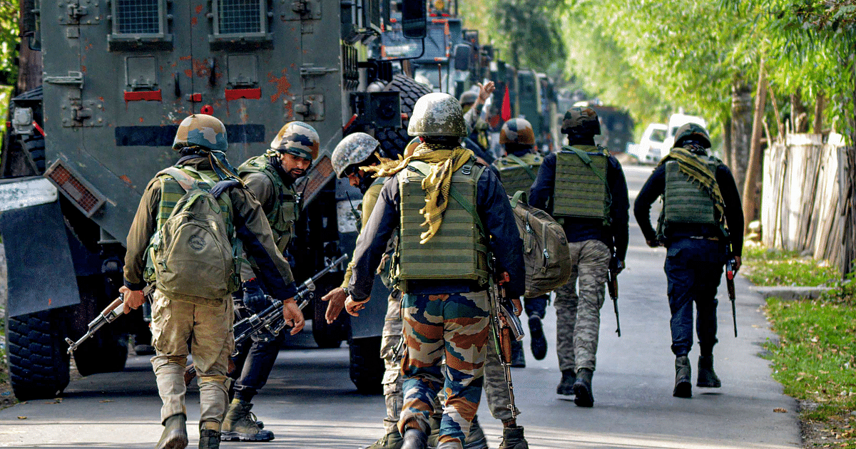 Jammu-Kashmir: Encounter continues in Baramulla, bombs are being rained on terrorists in Anantnag.