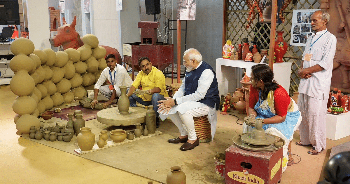 'PM Vishwakarma' scheme launched, Prime Minister Modi met craftsmen, see photos