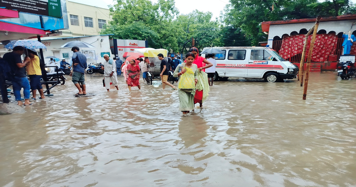 PHOTOS: Bihar's biggest hospital submerged in knee-deep water after heavy rains, Patna's roads also became lakes